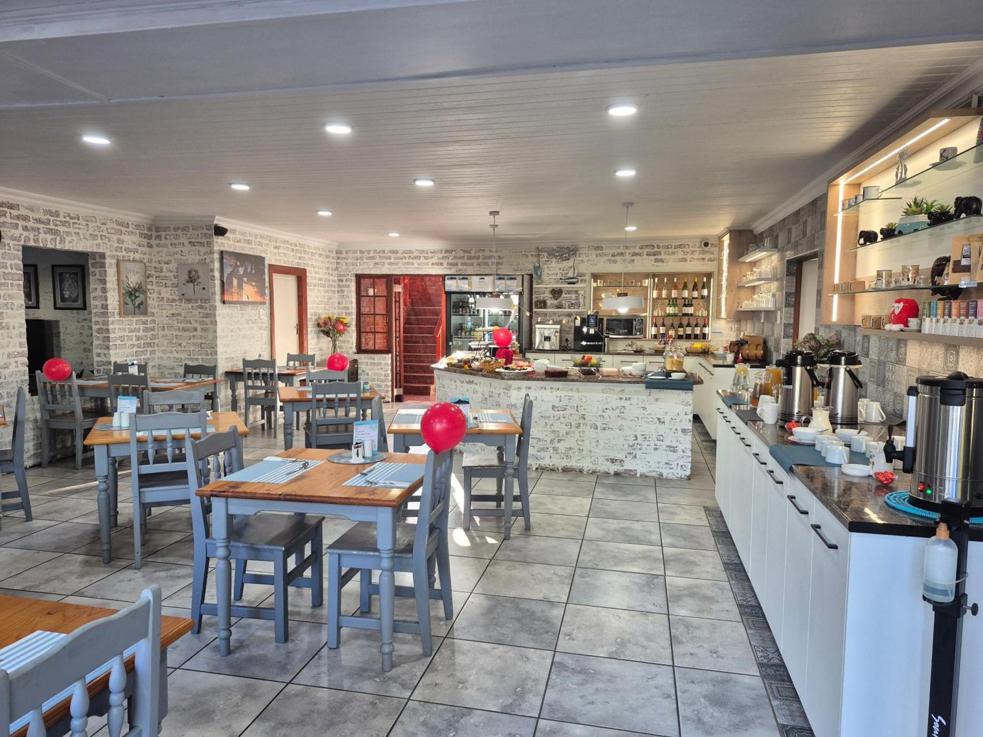 Storms River Guest Lodge *